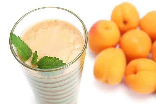طرز تهیه انواع اسموتی