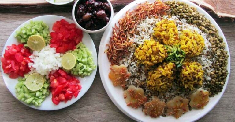 طرز تهیه ماش پلو خوشمزه و مقوی | غذای محلی با برنج، ماش و گوشت