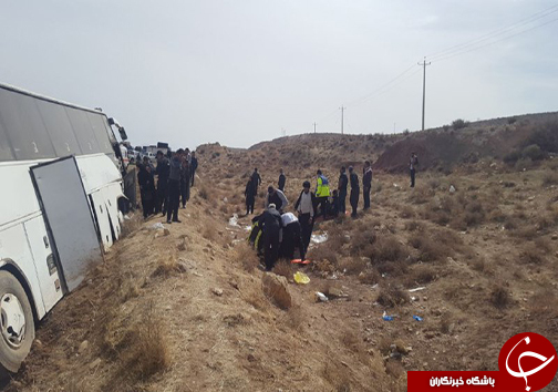 حادثه واژگونی اتوبوس واژگونی اتوبوس در محور شیراز