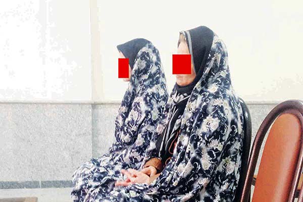جزئیات جنایت مادر و دختر در قتل زن همسایه / پیدا شدن لنگه کفش مردانه