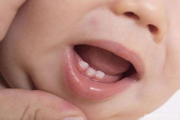 علائم دندان درآوردن کودک