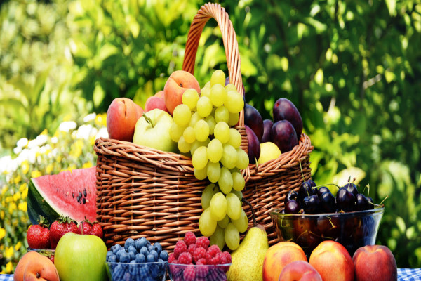 ۷ ماده غذایی مفید تابستانی
