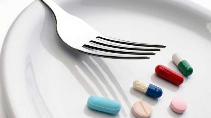بسیاری از این قرصها با نام مکمل های غذایی فاقد استانداردهای دارویی هستند مضرات قرص لاغری