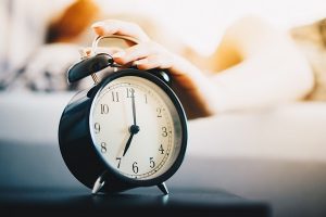 خطرناک ترین حالت بیدار شدن در صبح زود