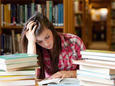 چگونه براى روزهاى امتحان برنامه ریزى کنیم؟