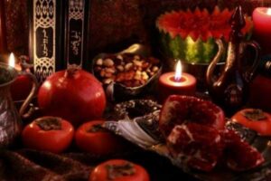 ایده‌های خلاقانه برای خرید هدایای یلدایی + دریافت تخفیف ویژه شب یلدا!