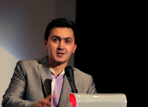 حامد کلاهداری