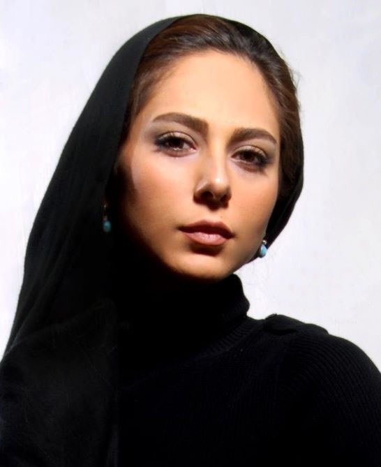 بیوگرافی کامل رعنا آزادی ور (بازیگر سینما و تلویزیون) بیوگرافی رعنا آزادی ور