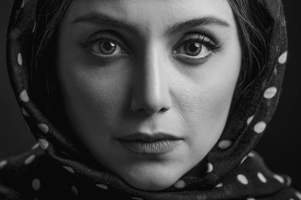 بیوگرافی نازنین بیاتی
