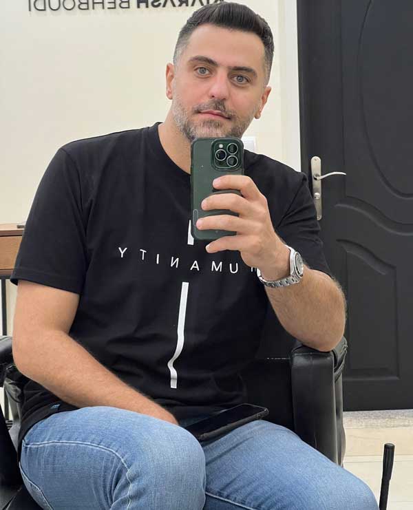 بیوگرافی علی ضیا