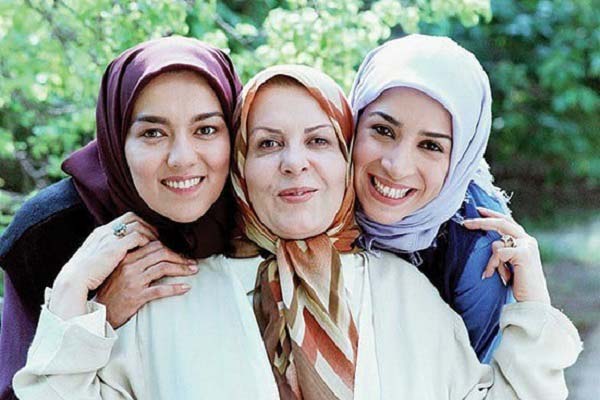 بیوگرافی عاطفه نوری