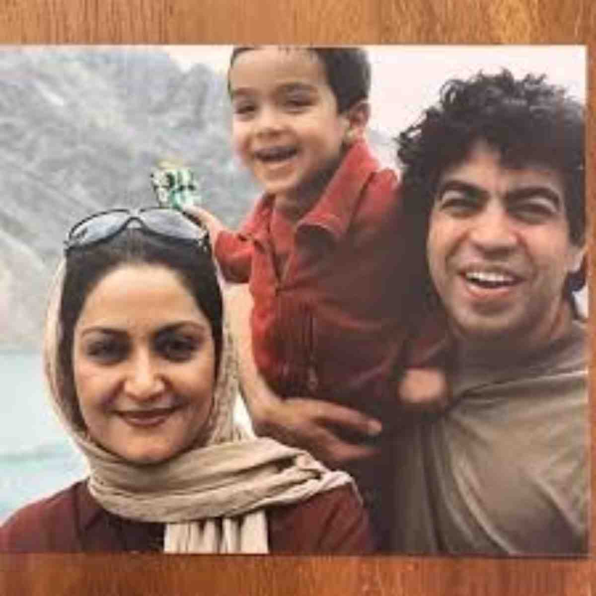 بیوگرافی سورنا صحت