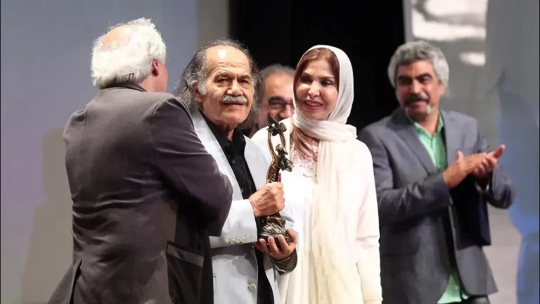 بیوگرافی سیروس ابراهیمزاده؛ از تئاتر آناهیتا و کمالالملک تا درگذشت
