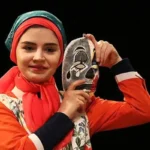 بیوگرافی تینا عبدی؛ زندگی شخصی و مسیر بازیگری از تئاتر تبریز تا کاناپه