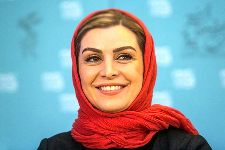 تصویر نوستالژیک ماه‌چهره خلیلی با لباس عروس در کنار پارسا پیروزفر + عکس