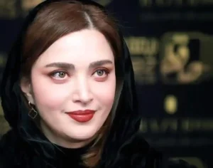 استوری احساسی بهنوش طباطبایی با یک گل روی پیانو؛ هدیه از طرف چه کسی بود؟