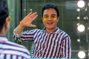 گریم خیره‌کننده و عجیب داریوش فرضیایی در سریال «اکسیر» + عکس