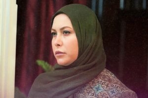 استایل جنجالی و متفاوت فریبا نادری و نسیم ادبی در نمایش «۵ روایت کوتاه از ۵ فیلمساز» + ویدئو
