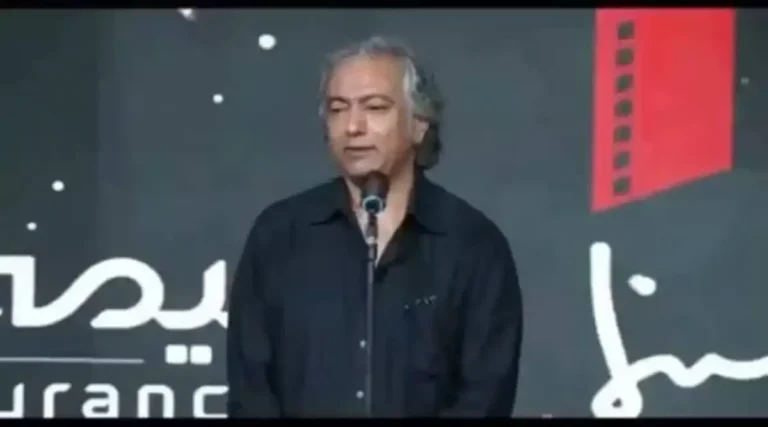 قاب متفاوت محمدرضا هدایتی و پسرش در یک مراسم سینمایی ؛ هامون کنار پدرش