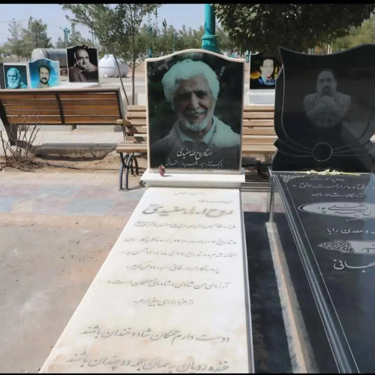 وصیت عجیب روح‌الله مفیدی، بازیگر معروف سینما روی سنگ قبرش: مرا با گریه ملاقات نکنید! + عکس