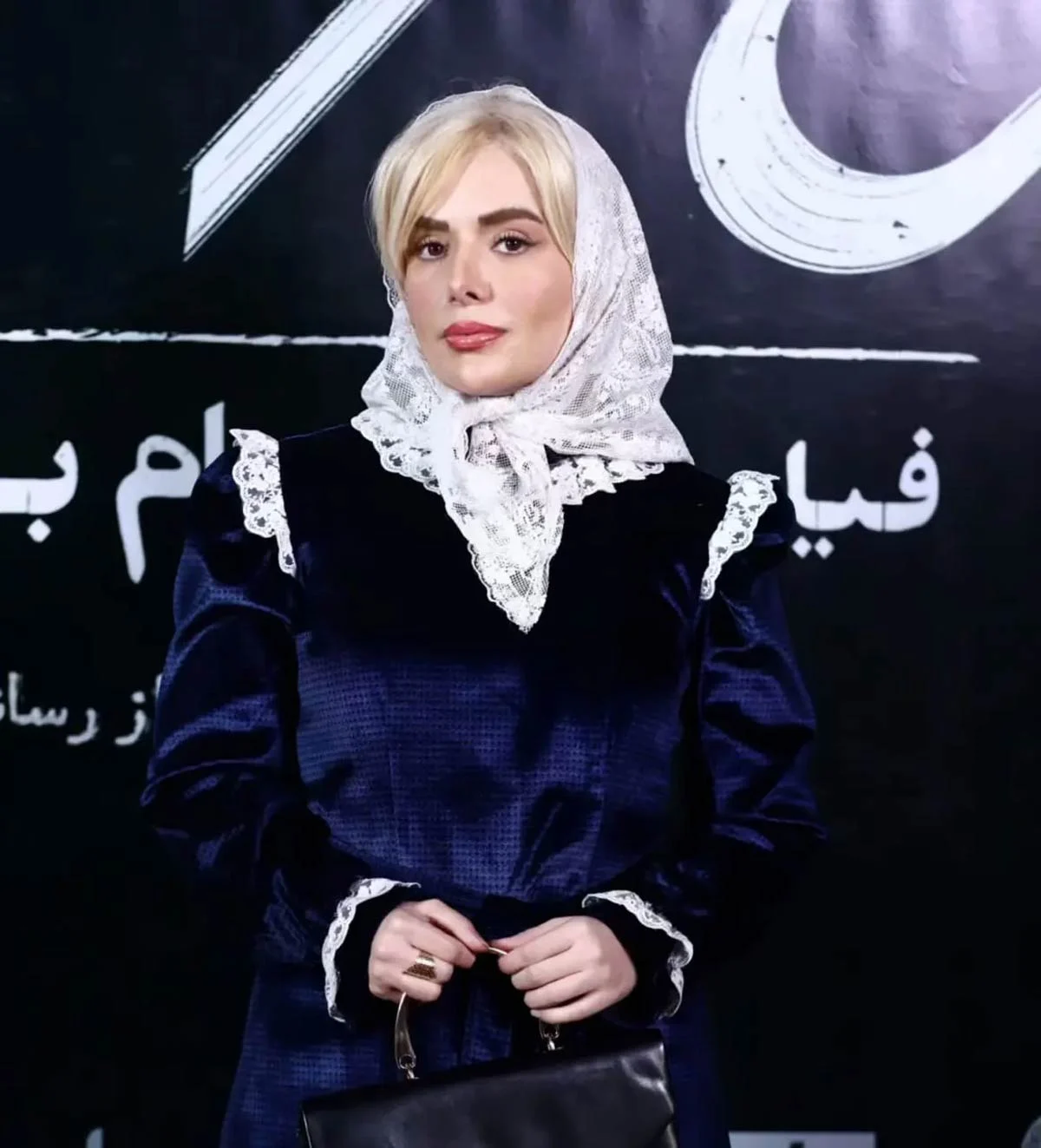 دورهمی یکتا ناصر، روشنک گرامی و کاوه سماک‌باشی در اکران فیلم من می‌ترسم + تصاویر