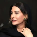 گریه فریبا نادری در مراسم رونمایی آلبوم محمدرضا منصوری