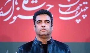 صدای منوچهر هادی همه را غافلگیر کرد ؛ کارگردان معروف خواننده شد!
