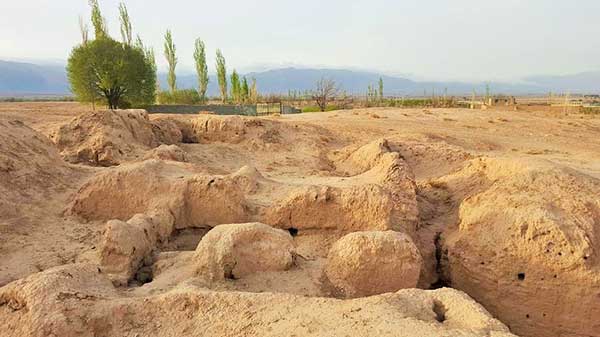 سنگ چخماق در ایران تپه باستانی سنگ چخماق