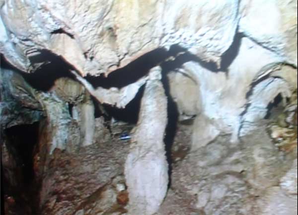 غار ده شیخ