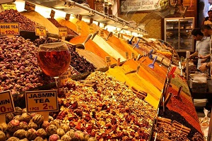 گشتی در بازاردیدنی  ادویه‌ در استانبول+تصاویر
