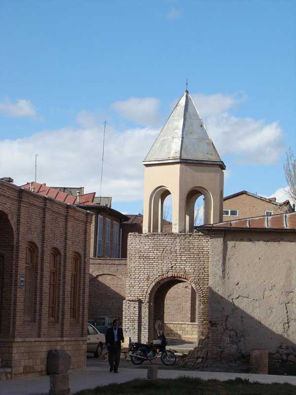 – کلیسای سن هوهانس