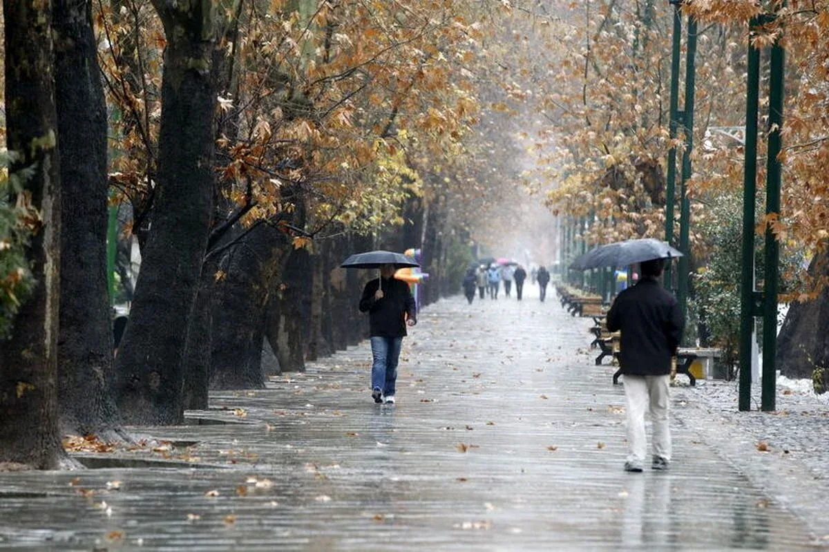 آغاز پاییز با موج گرمای غیرعادی - پیش‌بینی بارش پاییز ۱۴۰۵