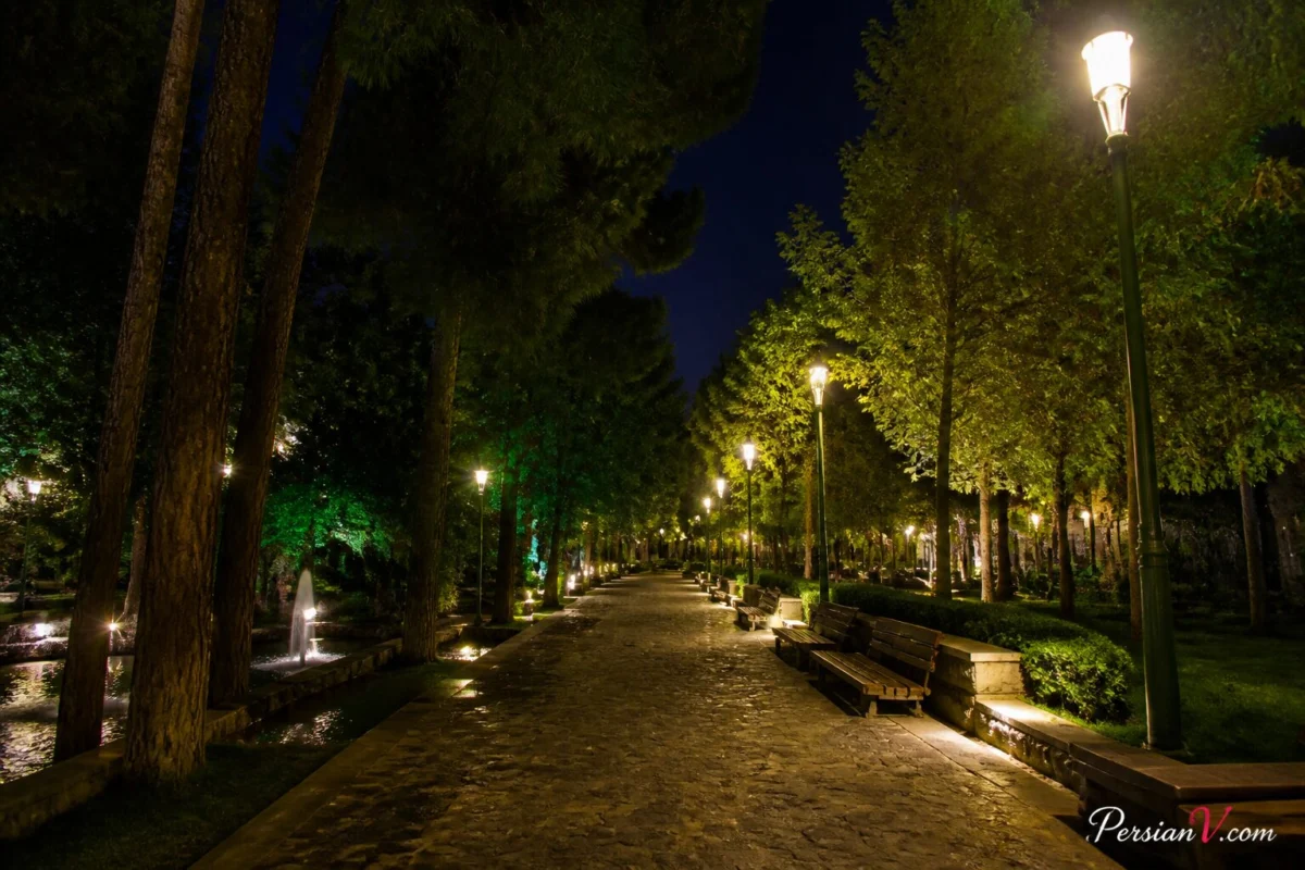 جاهای دیدنی تهران در شب