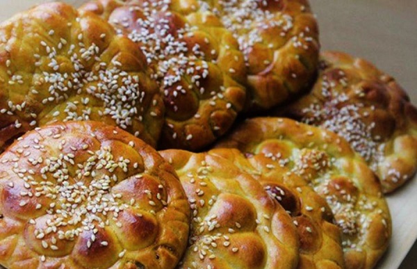 کلوچه بروجردی از سوغات لرستان صنایع دستی لرستان
