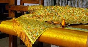 تعبیر خواب زری , دیدن پارچه زری در خواب چه تعبیری دارد؟