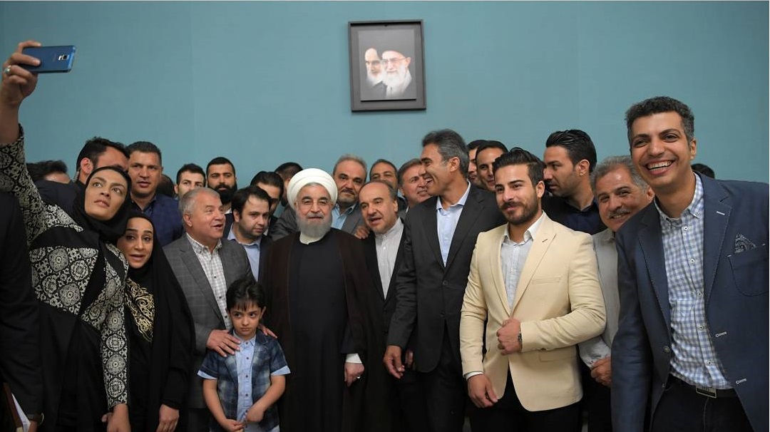 ضیافت افطار حسن روحانی با ورزشکاران سرشناس ضیافت افطار حسن روحانی با ورزشکاران