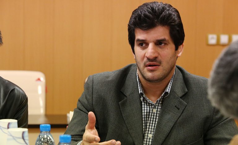 رسول خادم کشتی گیر پیشکسوت از خطراتی درباره کشتی میگوید