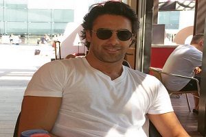 بازگشت فرهاد مجیدی به تهران به دلیل یک اتفاق تلخ شخصی