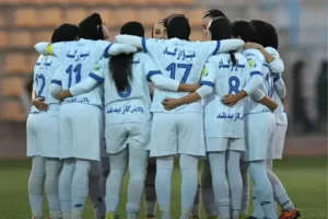وقتی کوثر کمالی کاپیتان استقلال جانشین کیلیان امباپه میشود! / کریخوانی عجیب و جذاب در لیگ برتر زنان + عکس