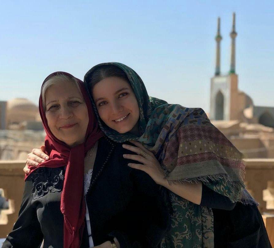 تصاویر بازیگران با پدر و مادر تصاویر بازیگران با پدر و مادر