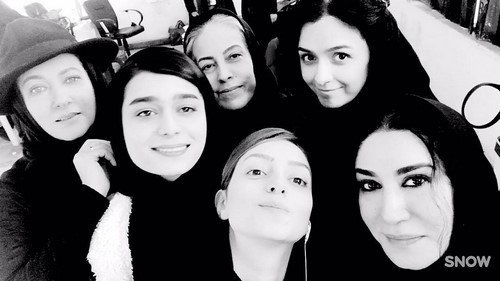 چهره ها در شبکه های اجتماعی 478