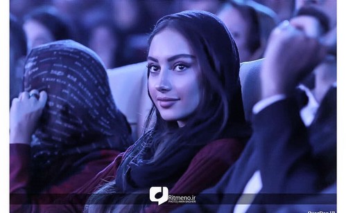 چهره ها در شبکه های اجتماعی 488