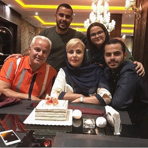 فرشاد پیوس و همسرش بازیگران و همسرانشان 206