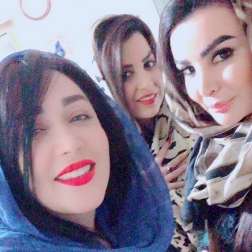 سارا منجزی چهره ها در شبکه های اجتماعی 519