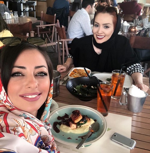 چهره ها در شبکه های اجتماعی 530
