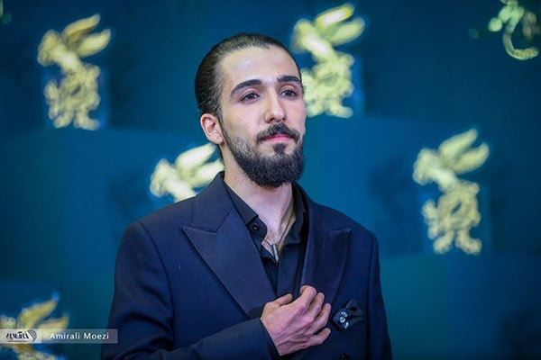 سینا رازقی بازیگر سریال بدل ؛ از تئاتر و شهرت با نوروز رنگی تا سینما