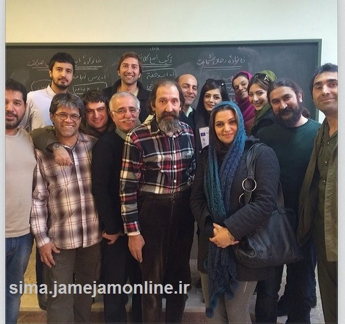 عکس خداحافظی بازیگران شاهگوش عکس خداحافظی بازیگران شاهگوش