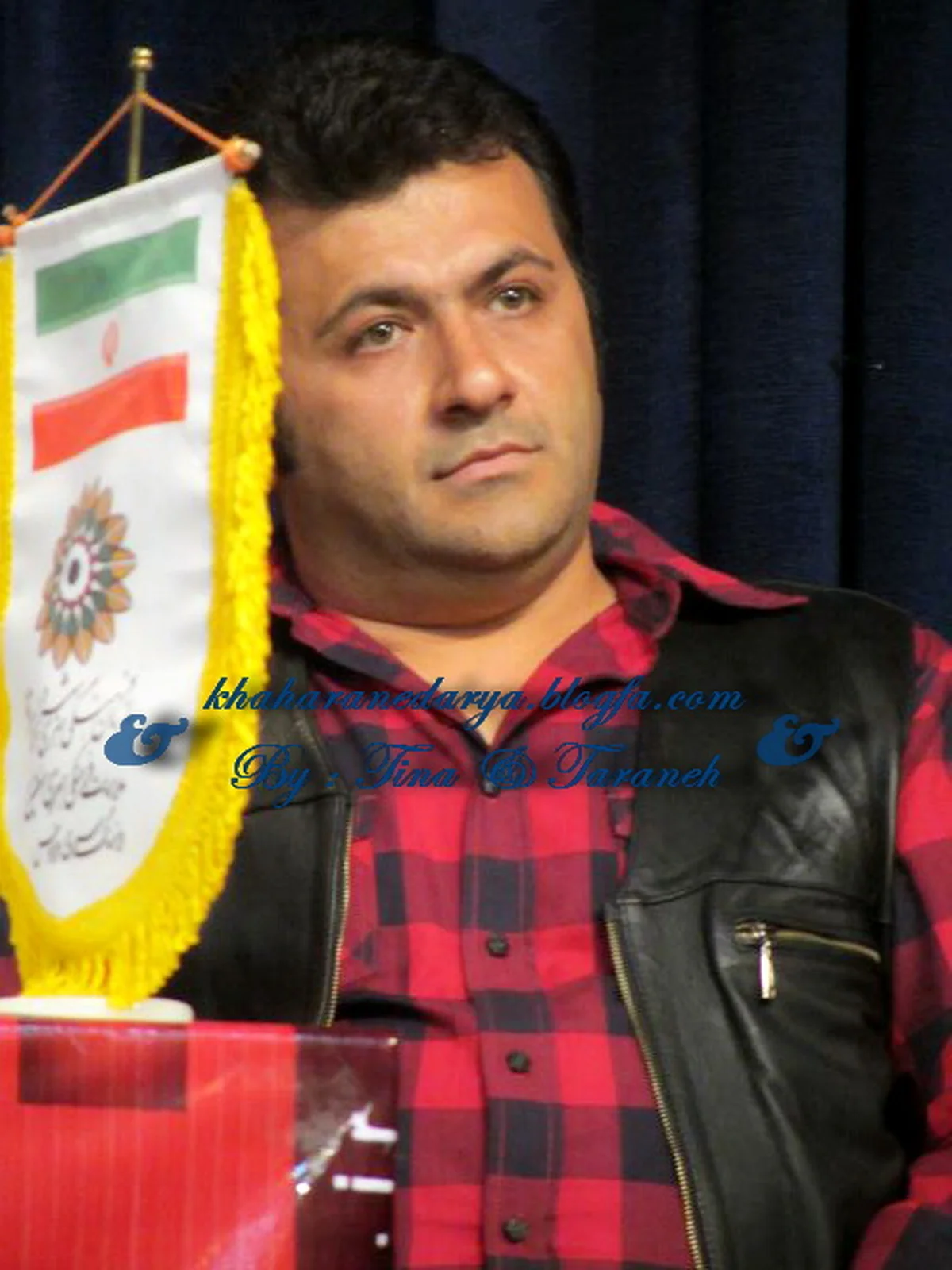 بازیگران سریال پروانه در نشست خبری بازیگران سریال پروانه در نشست خبری