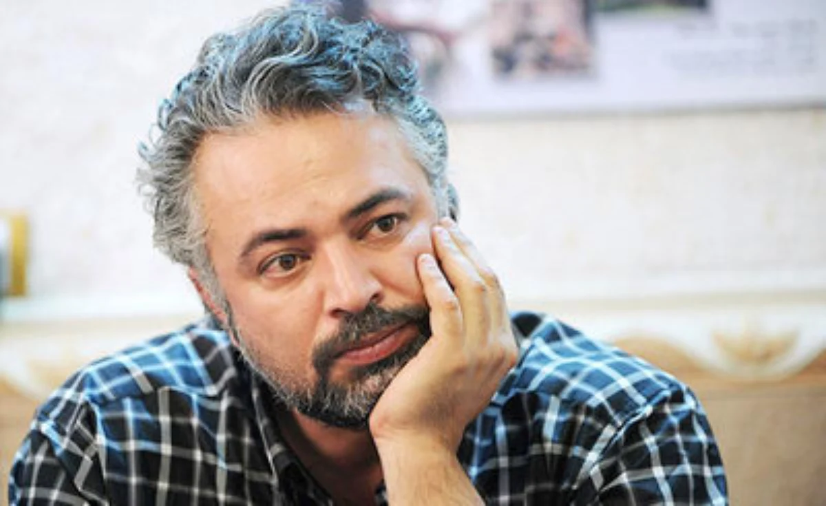 حسن جوهرچی؛ بازیگری که با «در پناه تو» ماندگار شد — حسن جوهرچی از چهرههای شناختهشده سینما و تلویزیون ایران بود که نامش برای بسیاری از مخاطبان با سریال «در پناه تو» گره خورده است؛ حسن جوهرچی؛ بازیگری که با «در پناه تو» ماندگار شد — حسن جوهرچی از چهرههای شناختهشده سینما و تلویزیون ایران بود که نامش برای بسیاری از مخاطبان با سریال «در پناه تو» گره خورده است؛