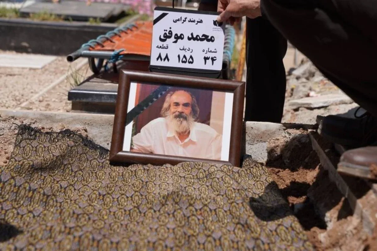 هنرمندان درگذشته سال ۱۴۰۵ — او از اعضای پیشکسوت انجمن برنامه‌ریزان و دستیاران فیلمبردار بود که سال‌ها ریاست این انجمن را بر عهده داشت. موفق در دوران کاری خود با فیلمسازانی همچون سیروس